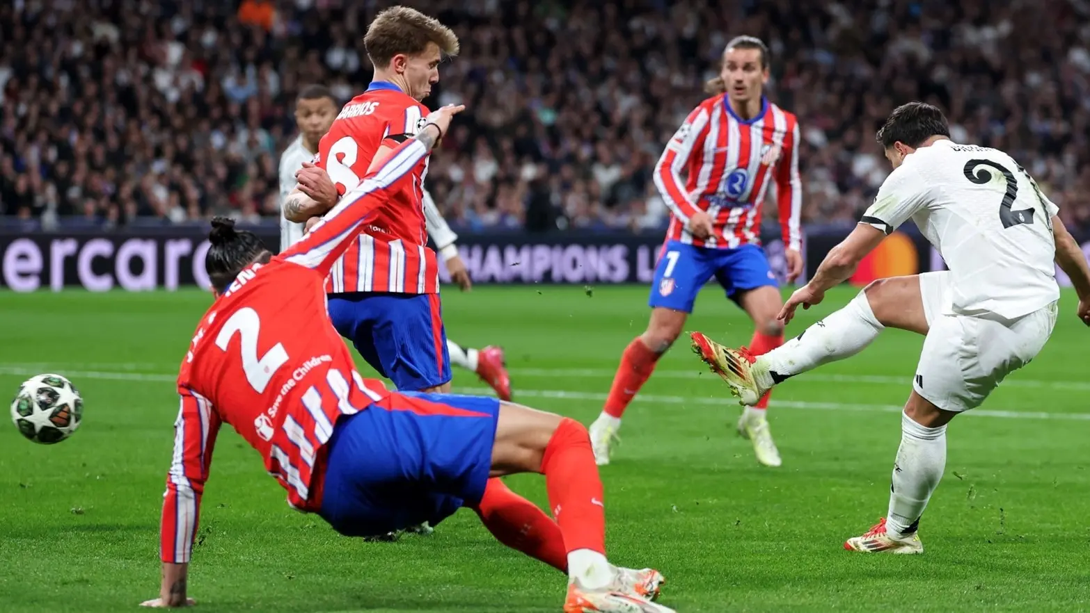 Hasil Real Madrid vs Atletico Madrid 2-1: Vinicius Junior Cekcok dengan Diego Simeone di Piala Super Spanyol