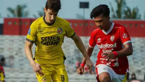 Semen Padang Ungguli Bali United 2-0 di Babak Pertama