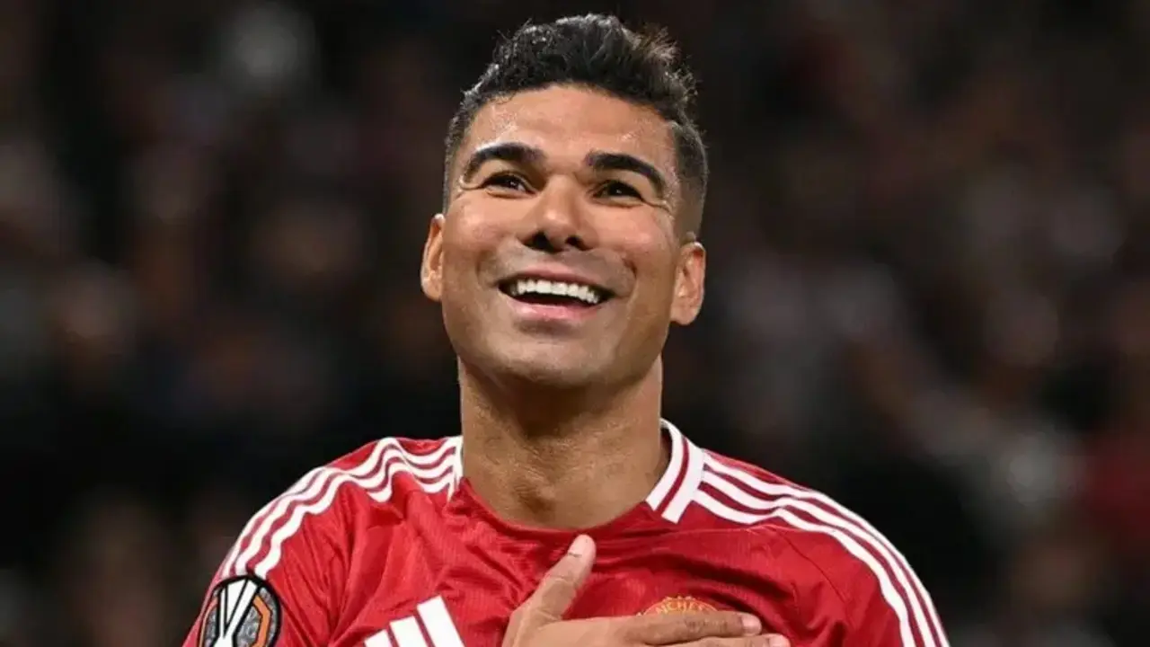 Syarat Perpanjangan Kontrak Otomatis Casemiro Di Manchester United Harus Starter Di 17 Laga Sisa