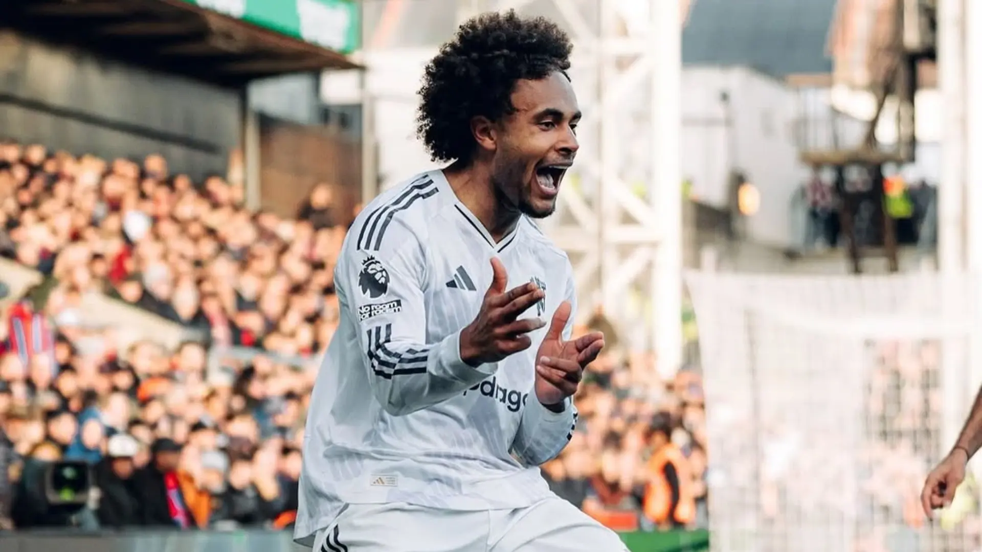 Transfer Zirkzee Gagal Man United Siapkan Balasan Telak Ke As Roma Dengan Incar Pemain Ini
