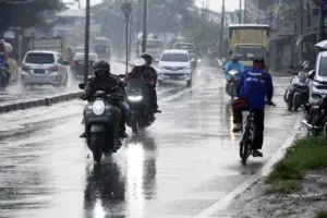 BMKG Prediksi Cuaca Ekstrem hingga 26 Januari, Sejumlah Wilayah Diminta Waspada