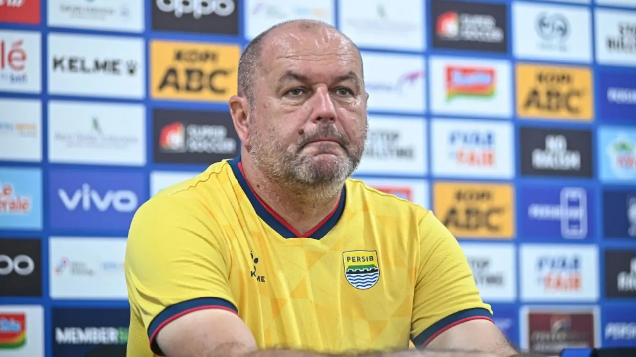 Bojan Hodak Soroti Ketajaman Lini Depan Persib Bandung Jelang Laga Krusial Kontra Persis Solo