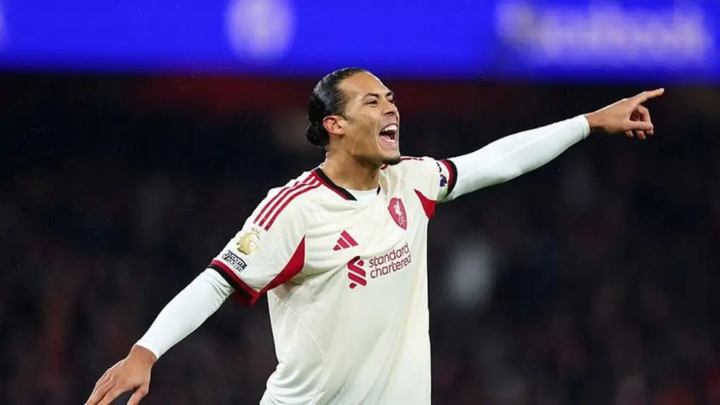 Virgil Van Dijk Belum Mau Pensiun Dalam Waktu Dekat. (getty Images/marc Atkins)