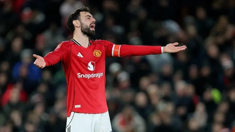 Nasib Sial Manchester United: Tersingkir dari Piala FA dan Akun X Bruno Fernandes Kena Retas