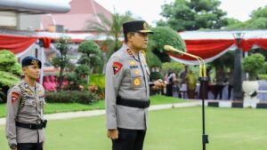 Kapolda Jateng Ajak Anggota Bawa Keluarga ke Upacara Kenaikan Pangkat, Tanam Pohon Jadi Syarat