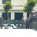 446 Personel Operasi Damai Cartenz 2025 Selesai Bertugas, 41 Terima Penghargaan Pin Emas Kapolri