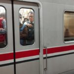 Antrean Panjang di Stasiun Sudirman Pasca-Tahun Baru, KAI Arahkan ke Stasiun BNI City