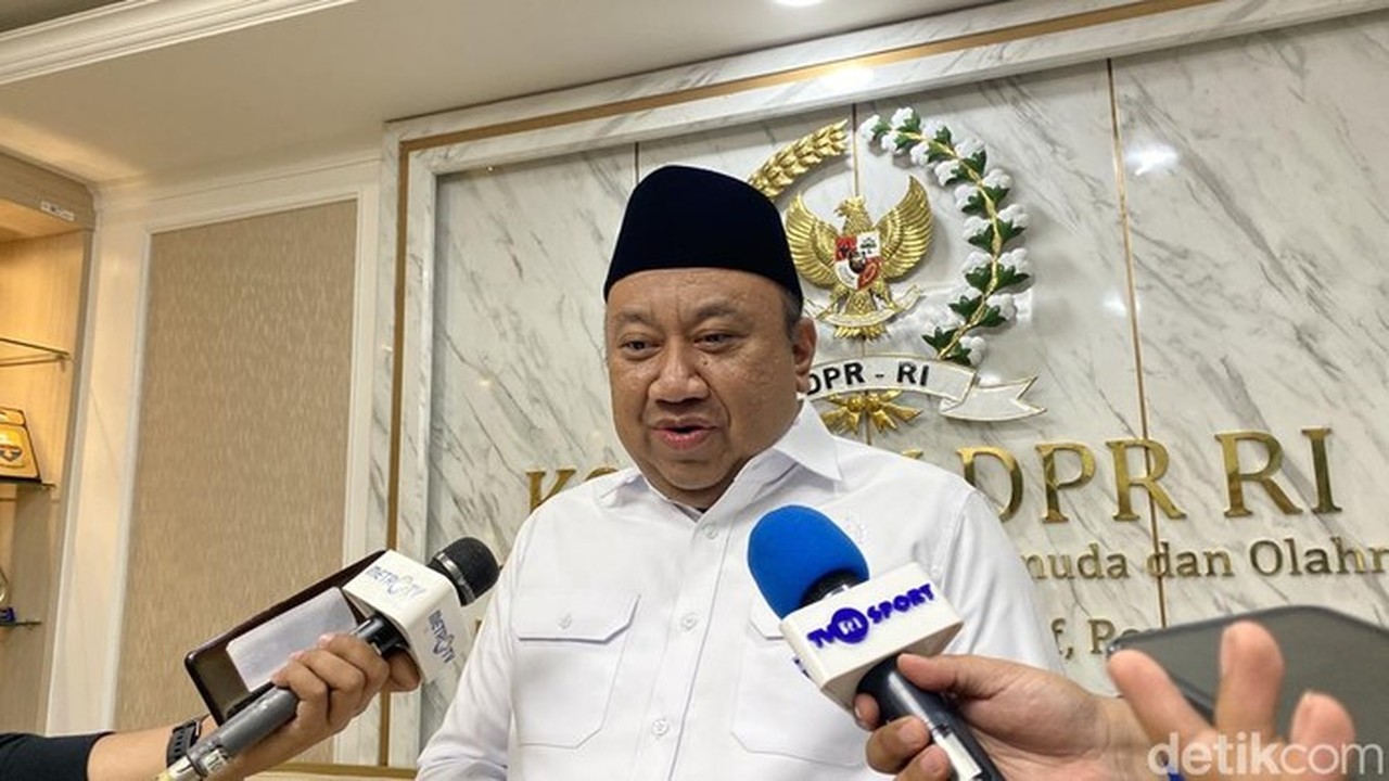 DPR Desak Proses Hukum Dosen Unima Terduga Pelecehan Seksual Mahasiswi yang Bunuh Diri DPR Desak Proses Hukum Dosen Unima Terduga Pelecehan Seksual Mahasiswi yang Bunuh Diri