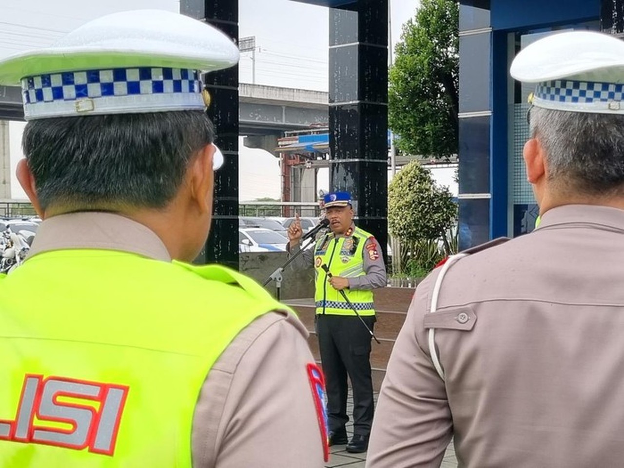 Perpanjangan Operasi Lilin Nataru: Kakorlantas Perintahkan Jajaran Pantau Arus Balik dan Wisatawan