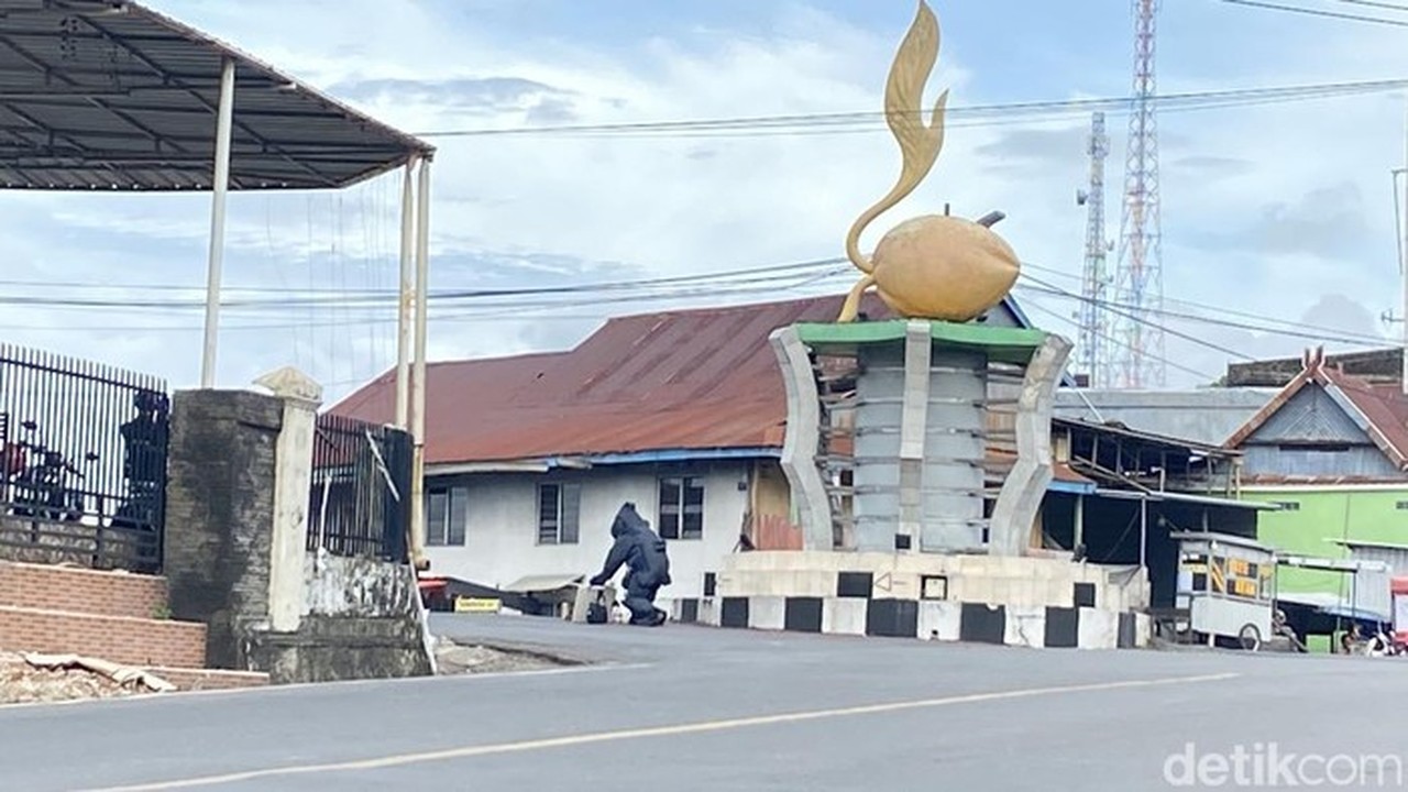 Ransel Misterius di Tugu Tunas Kelapa Parepare, Tim Gegana Dikerahkan untuk Pemeriksaan Ransel Misterius di Tugu Tunas Kelapa Parepare, Tim Gegana Dikerahkan untuk Pemeriksaan