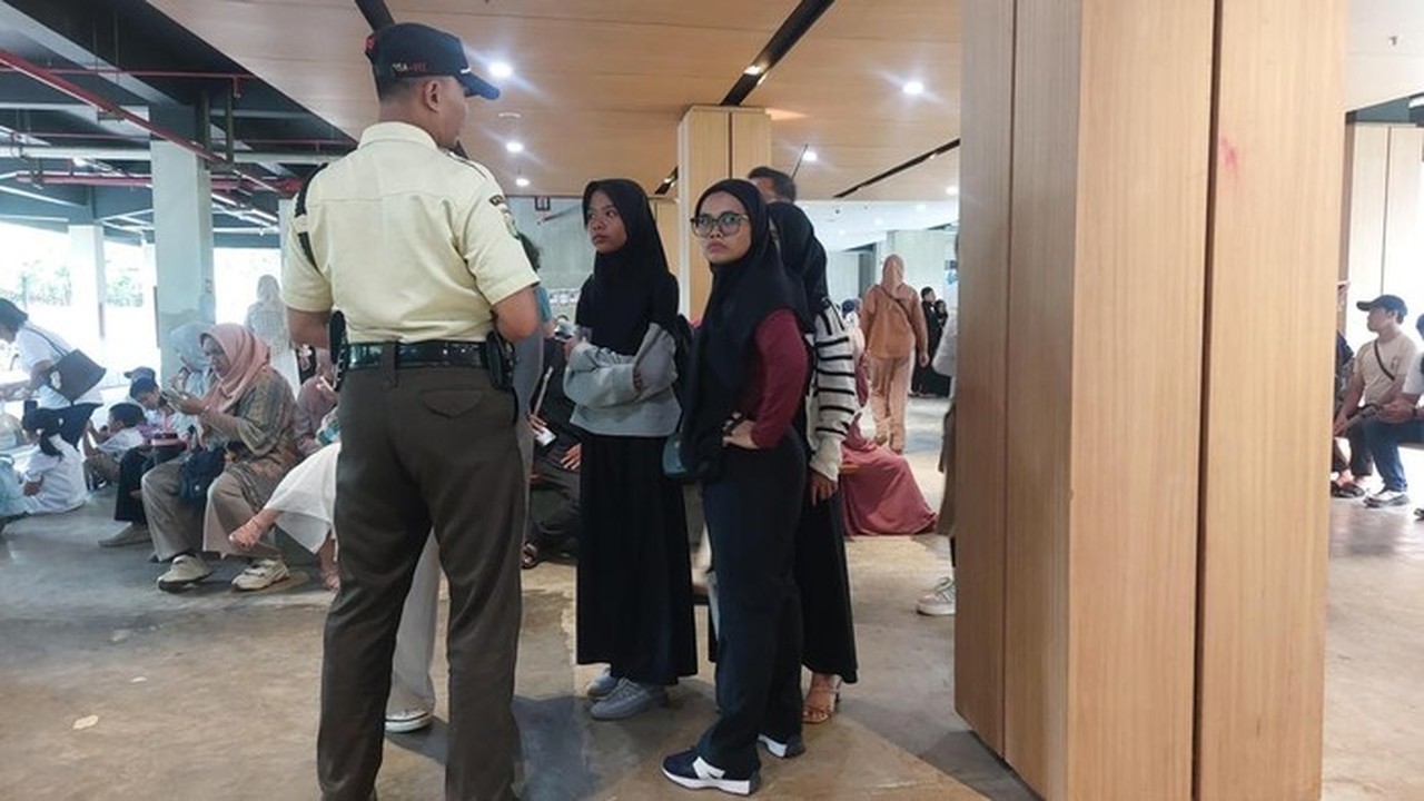 Gagal ke Planetarium, Yaya dan Keponakan dari Cirebon Terpaksa Cari Destinasi Lain di TIM