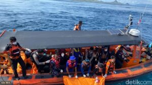 Dua Anak Pelatih Valencia Ditemukan Meninggal di Perairan NTT, Pencarian Diperpanjang