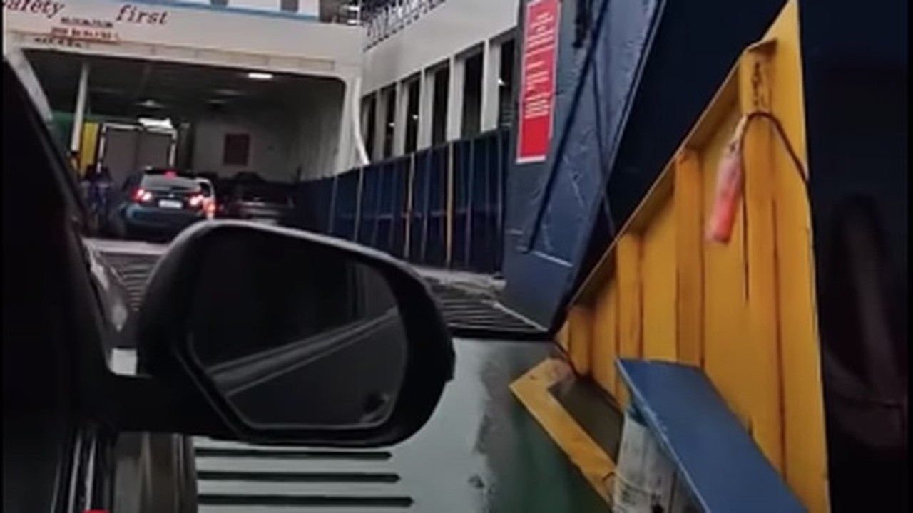 Viral Pungli Jasa Keset di Gilimanuk, Pengendara Mobil Dimintai Uang Saat Masuk Feri