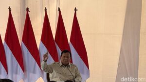Prabowo Panggil Seluruh Kabinet ke Hambalang untuk Retret Kedua, Seragam Safari Khaki Diberlakukan