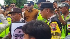 Diduga Selewengkan Pajak, Kepala Desa Benda Brebes Mundur Usai Didemo Warga