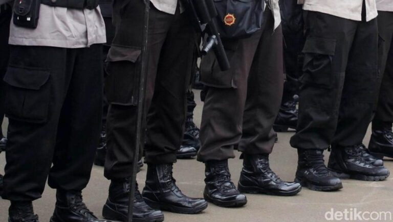 Ribuan Personel Gabungan Siaga Amankan Demo Buruh di Monas Hari Ini