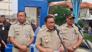 Gubernur DKI Jakarta Tinjau Taman Gapura Muka Cakung, Rencanakan Penambahan Fasilitas Keamanan dan Kenyamanan