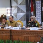 Forkopimda Pekanbaru Sepakat Tertibkan Kabel Fiber Optik yang Mengancam Keselamatan Warga