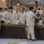 Prabowo Pimpin Retret Kabinet di Hambalang, Menteri Kompak Berbaju Safari Khaki