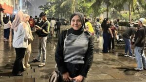 Hujan Tak Gentar, Ribuan Warga Padati Perayaan Tahun Baru di Kota Tua Jakarta