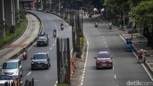 Pemprov DKI Alokasikan Rp 100 Miliar untuk Bongkar Tiang Monorel dan Tata Ulang Trotoar Rasuna Said