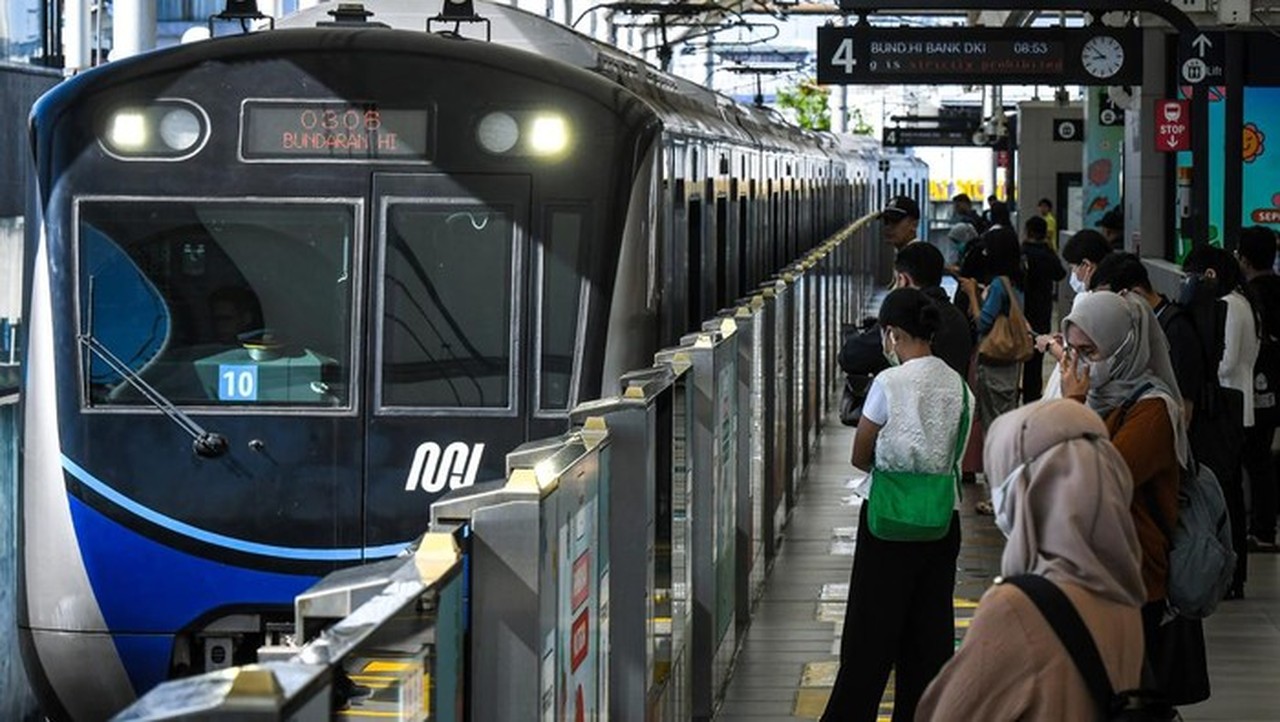 MRT Jakarta Tawarkan Tarif Rp 1 di Awal 2026, Simak Jam Operasionalnya