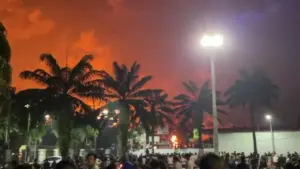 Pabrik Sandal Swallow Medan Dilalap Api hingga Pagi, Material Karet Sulitkan Pemadaman