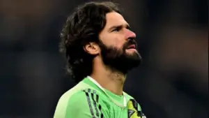 Alisson Becker Akui Musim Ini Liverpool Merosot, Soroti Perubahan Tim dan Dampak Kehilangan Jota