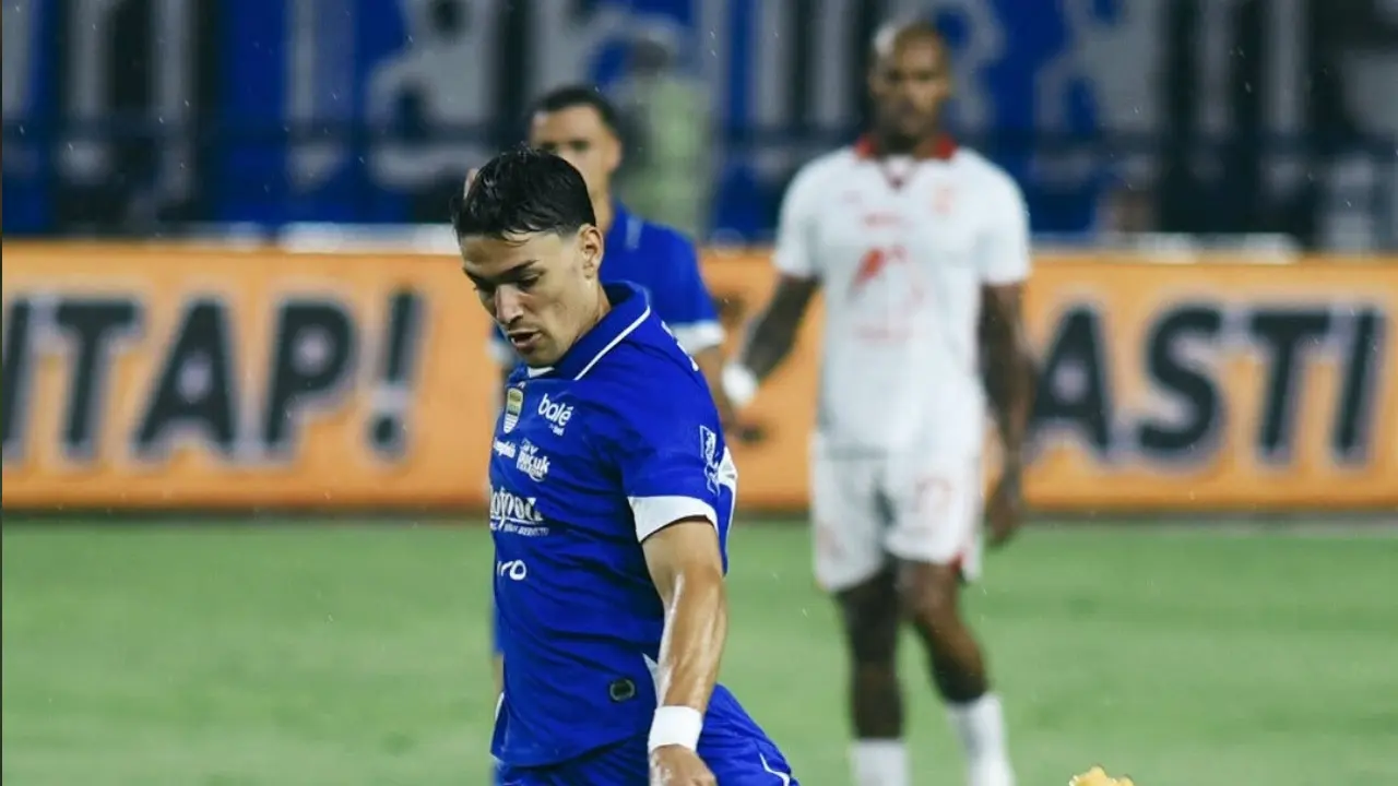 Klasemen Terbaru Liga 1 Usai Persib Bandung Kalahkan Malut United 1 0