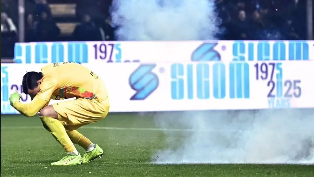 Kronologi Emil Audero Terkena Petasan Saat Lawan Inter Pelaku Kehilangan Tiga Jari