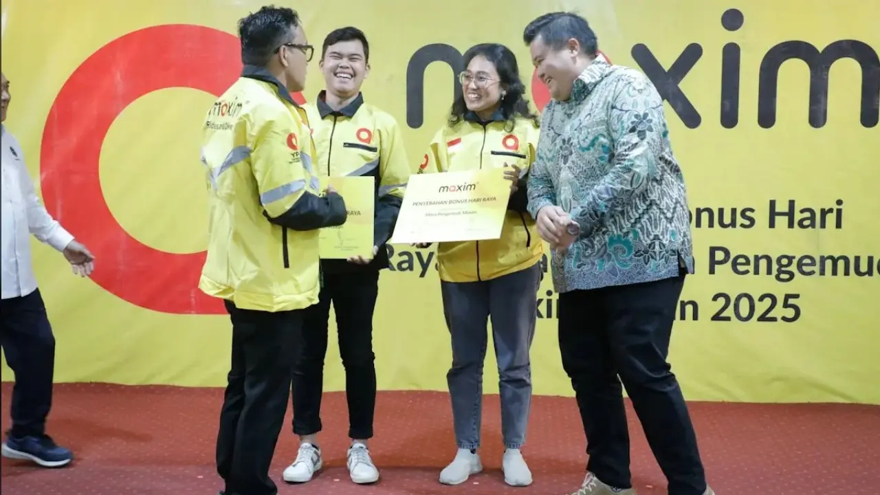 Maxim Indonesia Salurkan BHR dan Paket Sembako untuk Mitra Pengemudi Jelang Ramadan 2026