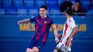 Hansi Flick Panggil Alvaro Cortes ke Sesi Latihan Tim Utama Barcelona di Tengah Krisis Pertahanan