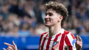 Laporta Nilai Julian Alvarez Belum Layak Dibeli Mahal oleh Barcelona
