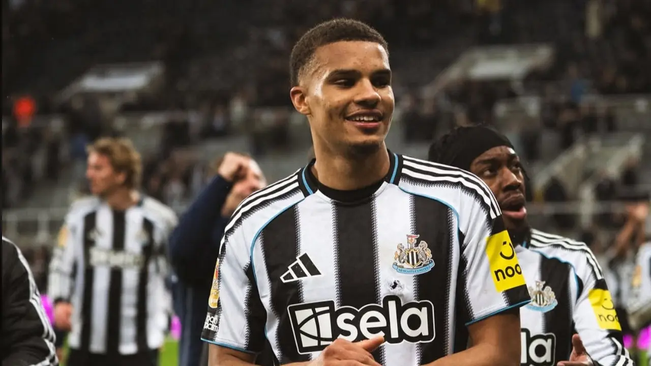 Manchester United Dan Liverpool Adu Sikut Rebut Malick Thiaw Dari Newcastle