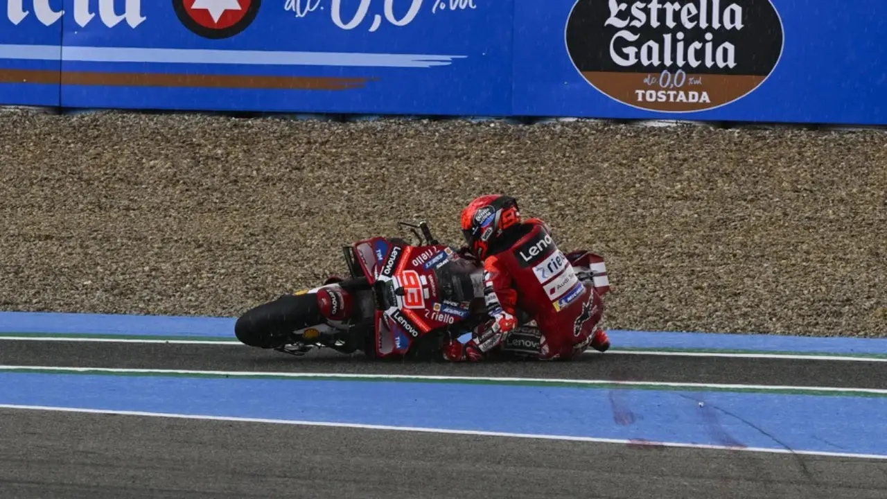 Jatuh 5 Lap Jelang Finis Marc Marquez Justru Rebut Kemenangan Sprint Jerez