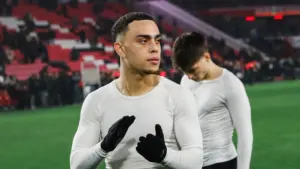 Sergino Dest Ingin Kembali ke Barcelona, Sebut Cocok dengan Strategi Flick