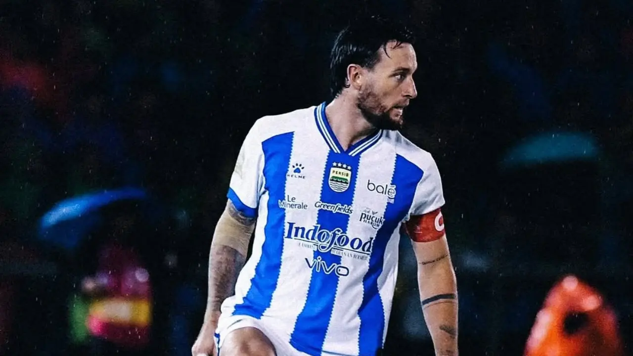 Marc Klok Menargetkan Kemenangan Persib demi Hattrick Juara BRI Super League