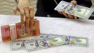Rupiah Melemah 32 Poin ke Rp17.794, Sentimen Global dan Sinyal The Fed Tekan Nilai Tukar