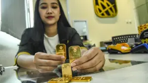 Bank Dan Analis Pangkas Proyeksi Harga Emas Menuju Akhir 2026