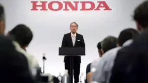 CEO Honda Minta Maaf Usai Catat Kerugian Besar, Tegaskan Pertahankan Kurs Perusahaan