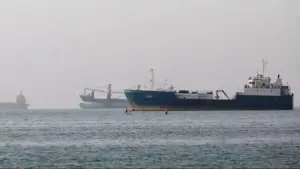 Selat Hormuz Tetap Lancar Setelah Serangan Kapal Kontainer, Transit Dievaluasi