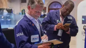 Wall Street Terkoreksi, Saham AI dan Chip Menjadi Pemicu Utama
