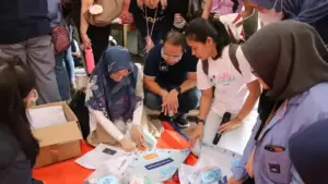 AXA Gelar Week for Good: Karyawan Tanam 50 Pohon dan Gelar Program Kesehatan