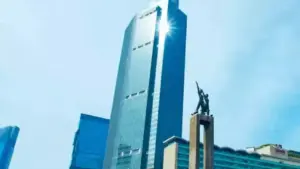 BBCA Melonjak Usai Breakout, Analis Sebut Peluang Kenaikan Terbuka